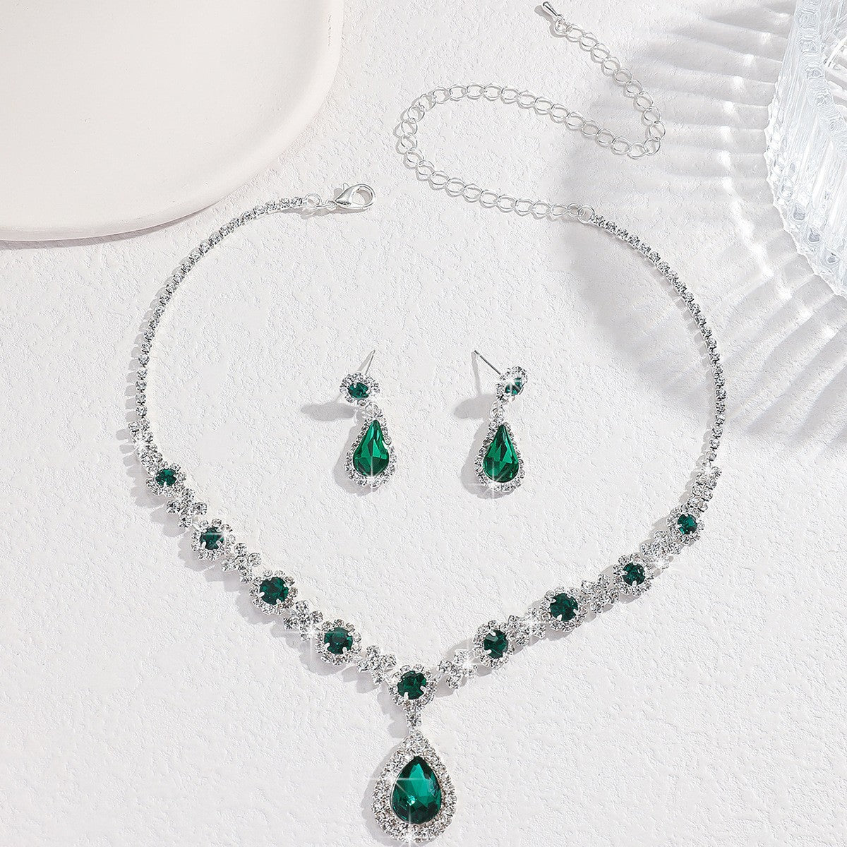 Simple Flower Water Drop Two-piece Dress Necklaces