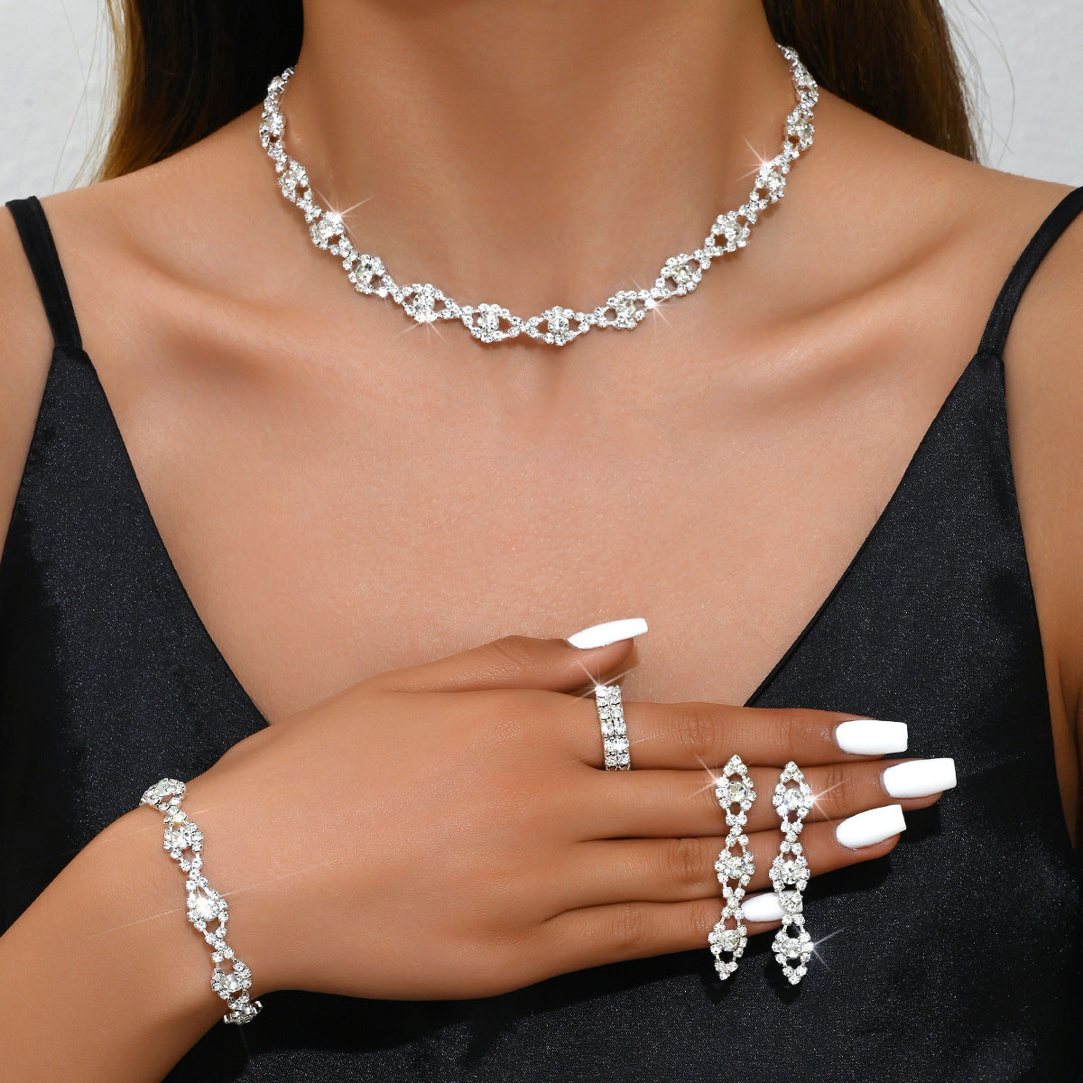 Rhinestone Twist Geometric Fashion Sweet High-grade Jewelry Set