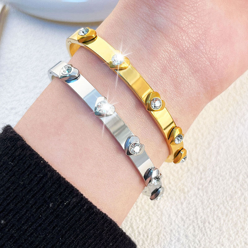 Raised Heart Shape With Diamond Light Luxury High-grade Bracelets