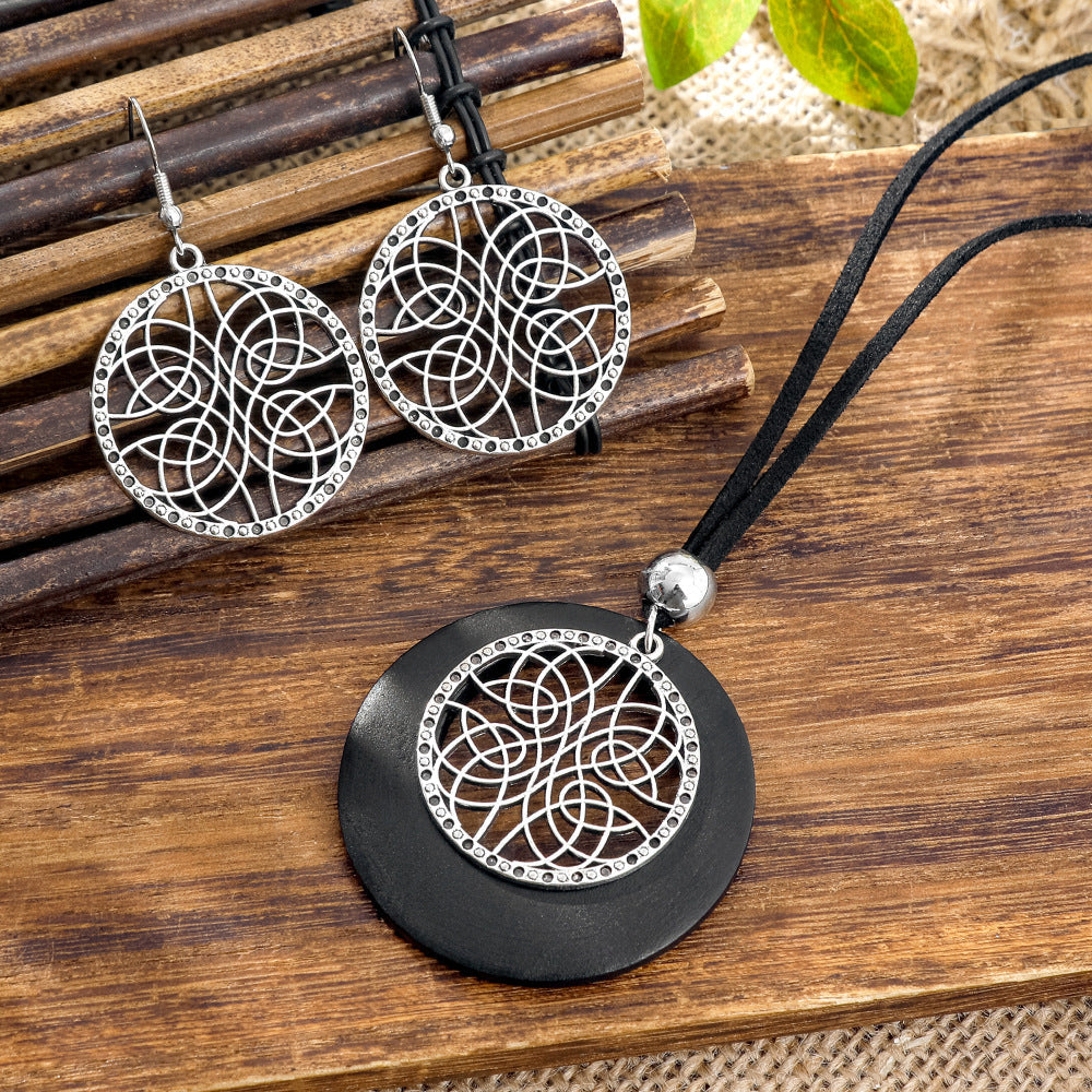 Women's Retro Bohemian Simple Hollow Niche Design Jewelry Set