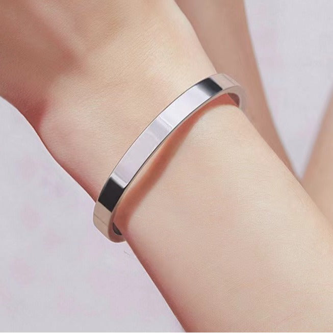 Men's Simple Titanium Steel Gold-plated Couple Stainless Engraved Text Opening Bracelet
