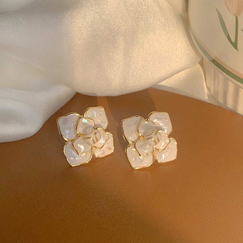 Sier Pearl Flower Temperamental Niche High-grade Earrings