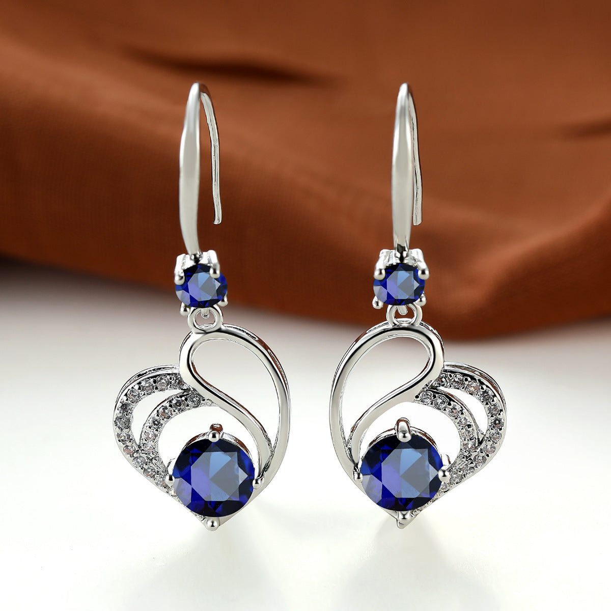 Heart-shaped Mid-length Eardrops Female Korean Exquisite Earrings