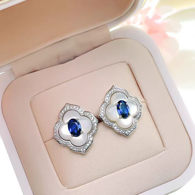 Affordable Fresh Four-leaf Clover Fritillary Rhinestone Blue Spinel Elegant Pendants
