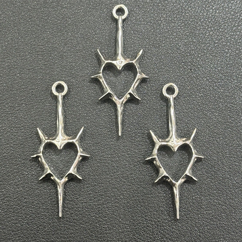 Women's & Men's Hollow Thorns Peach Heart High-grade Ear Pendant