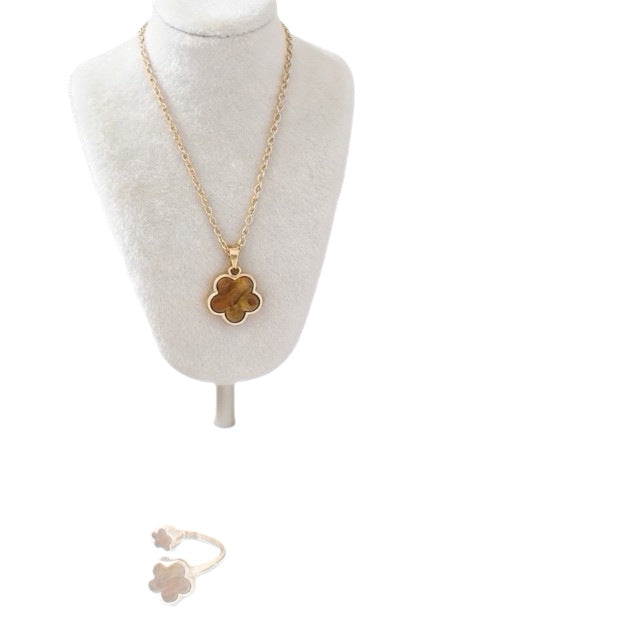 Women's Lucky Four-leaf Clover Five Petal Flower Bracelets