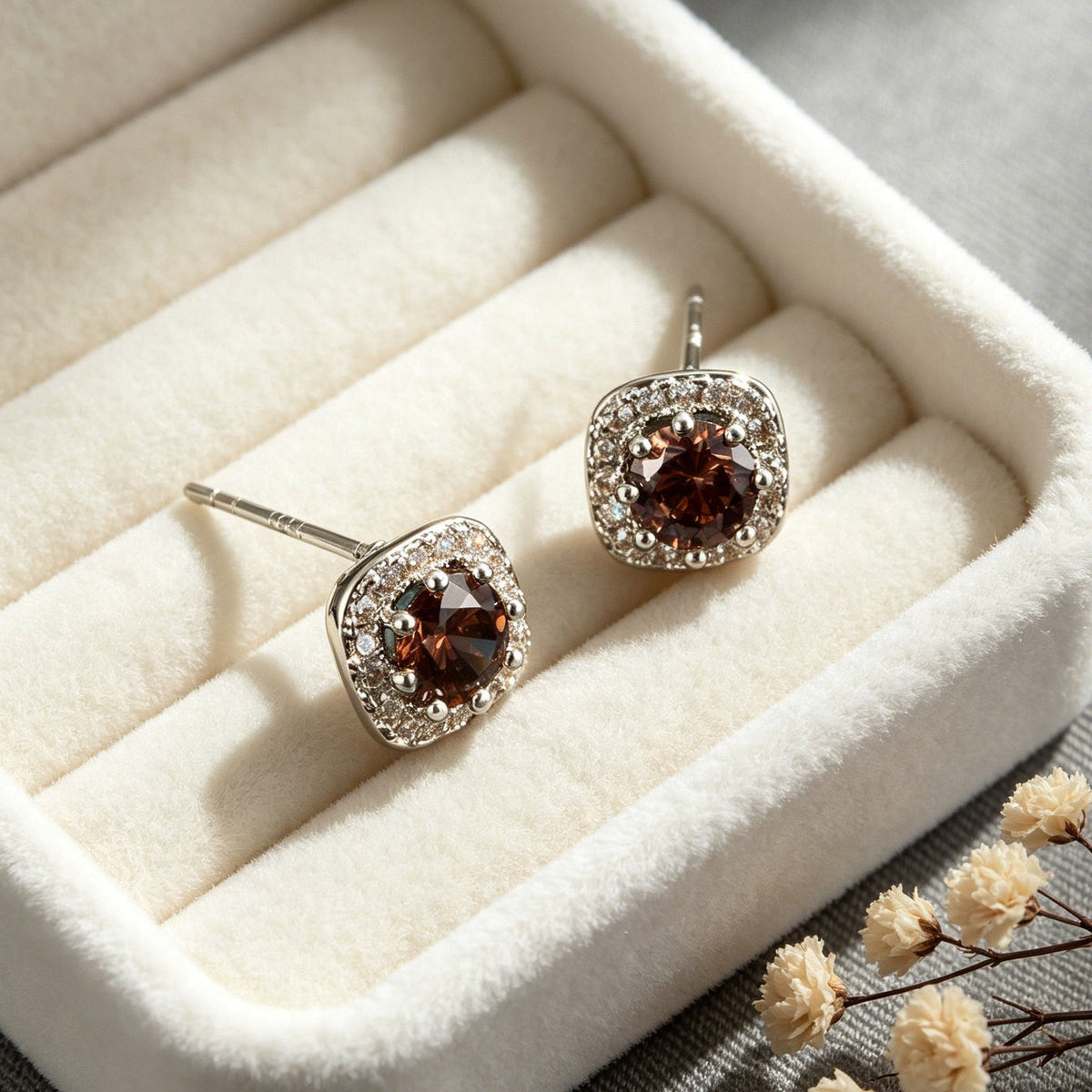 Luxury Style Caramel Zircon Ear Copper Alloy Micro Inlaid Zirconium Earrings