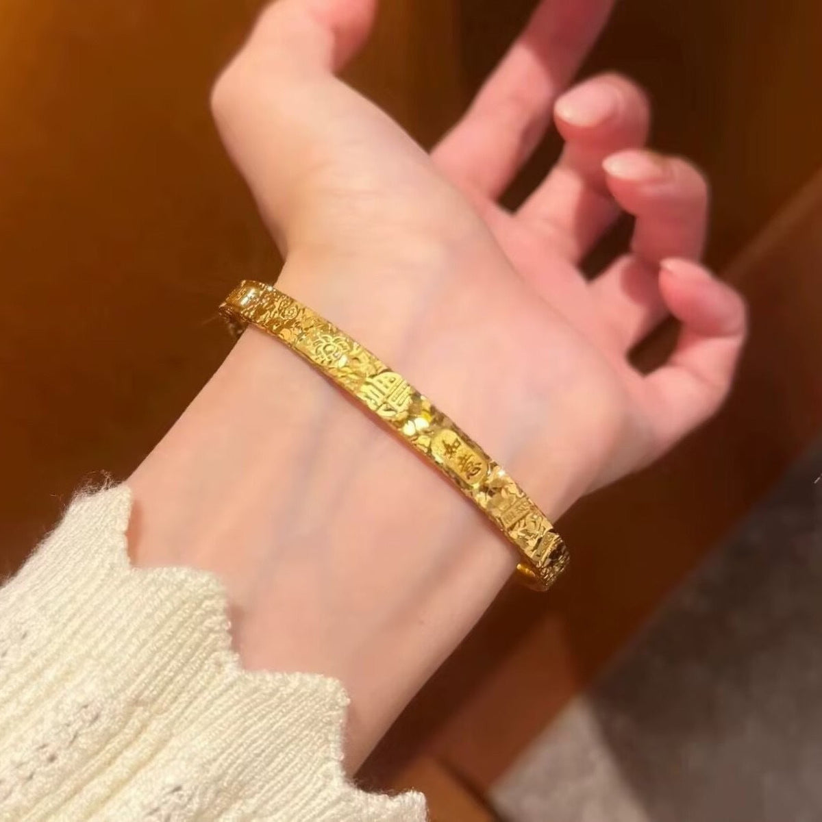 Women's Words Three-sided Mush Ice Light Luxury Alluvial Bracelet