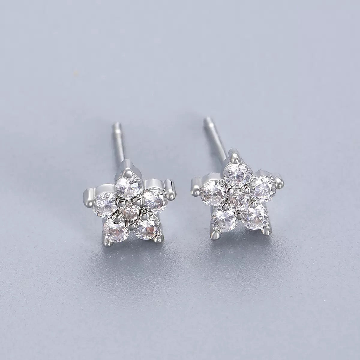 Light Luxury Flash Pentagram Niche High-grade Female Unique Stud Earrings