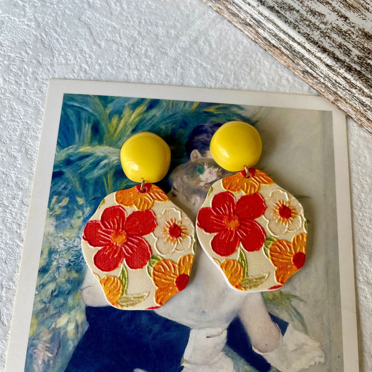Women's Painting Flower Sweet Contrast Color Retro Landscape Design Fresh Ear Earrings