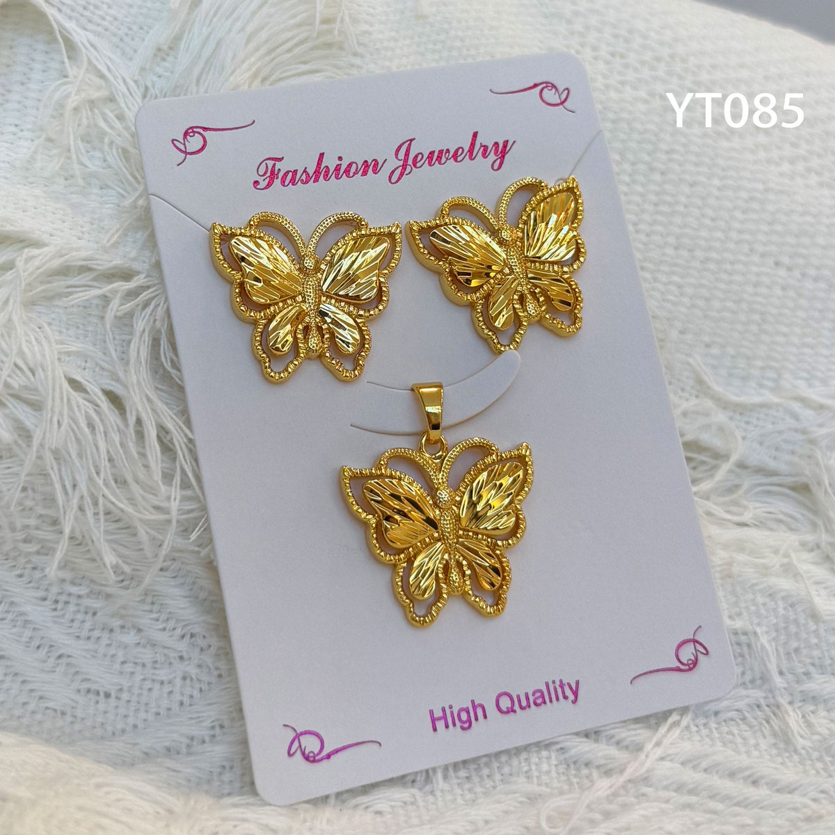 Niche Design Mild Luxury Retro Golden Versatile Jewelry Set