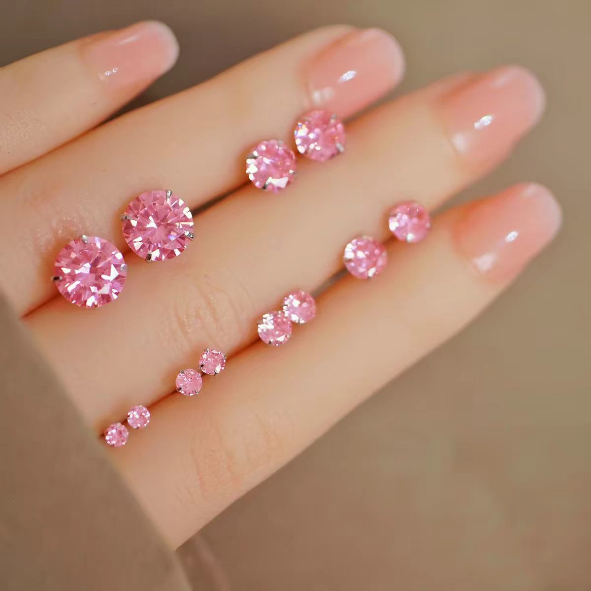 Women's Sier Pink Rhinestone Ear Flashing Classic Style Light Luxury Sleeping Earrings