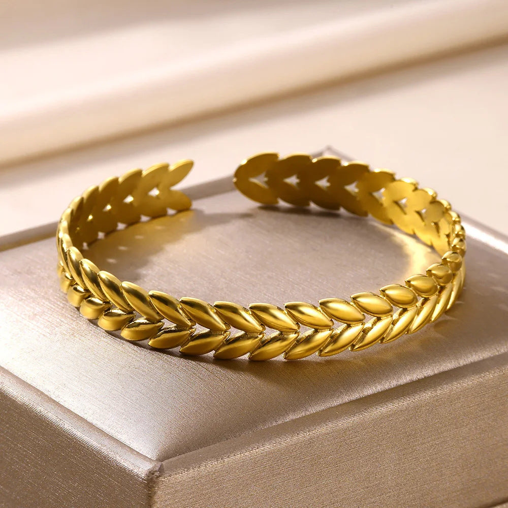 Adjustable Stainless Female Exaggerated High Sense Bracelet