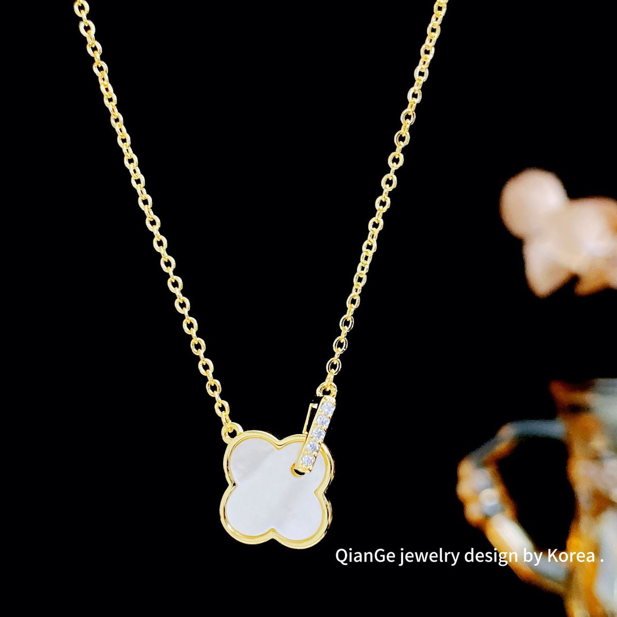Flower Fashionable Simple Exquisite Commuter High-grade Necklace