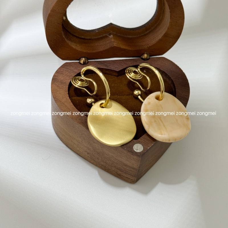 French Retro Asymmetric Female Temperament Acetate Without Pierced Mosquito Ear Clip