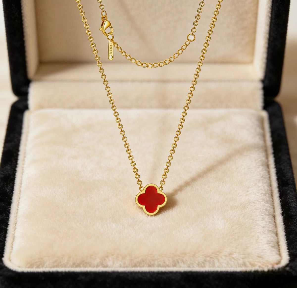 Women's Clover Titanium Steel Light Luxury Double-sided Necklace