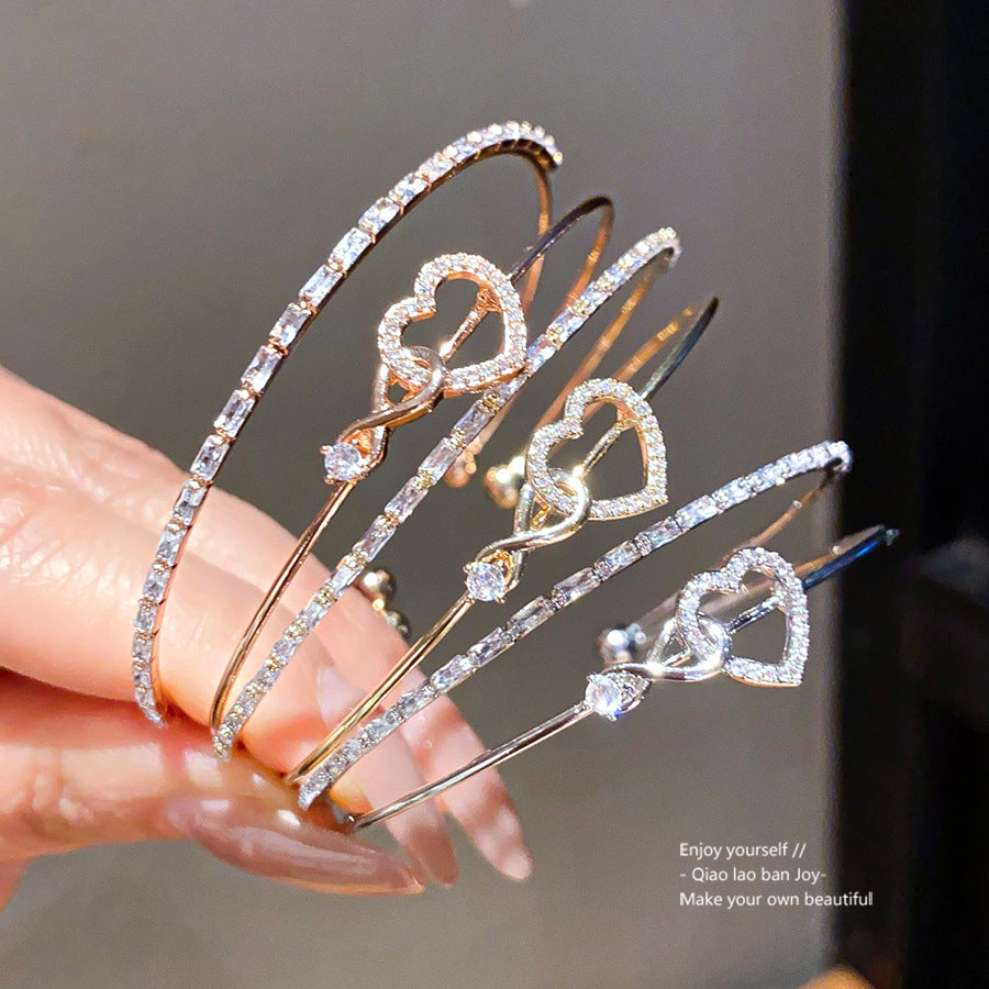 Women's Geometric Double Layers Loving Heart Fashionable Exquisite Light Bracelets