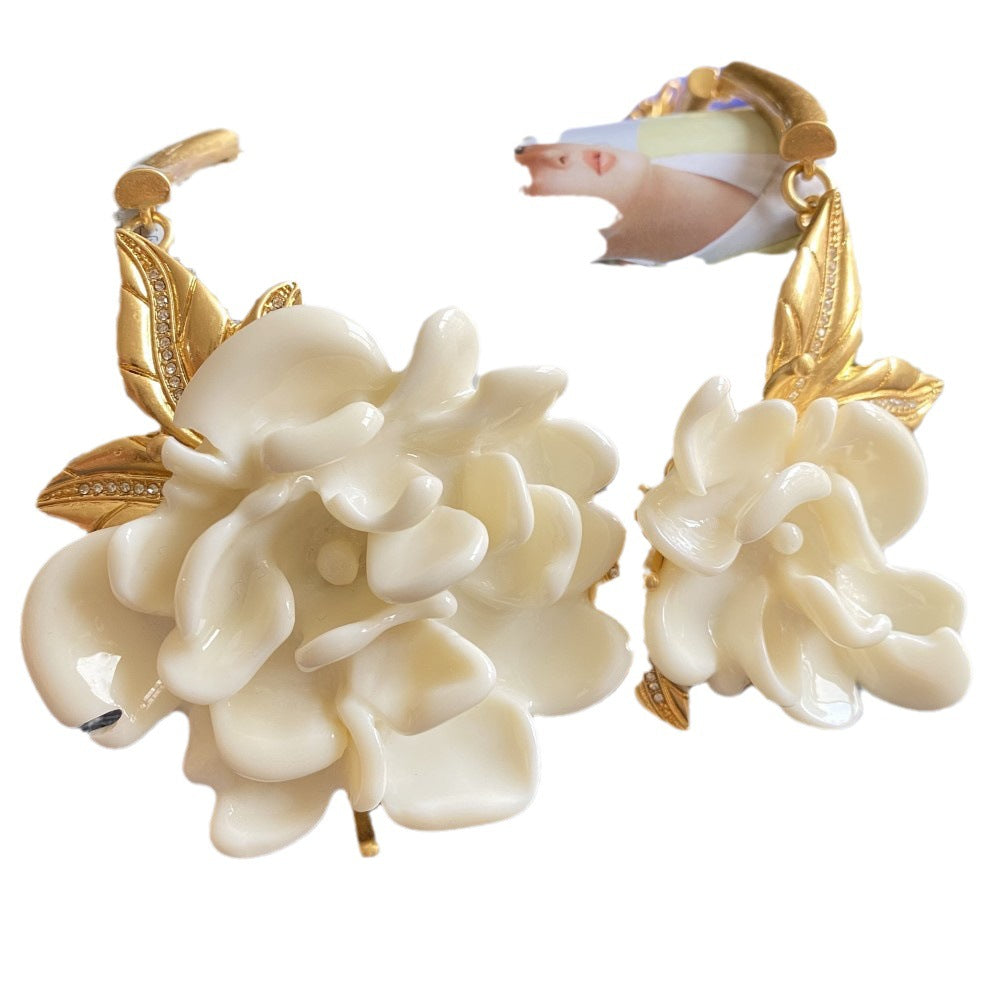 Retro Blooming Peony Flower Light Luxury Exaggerated Necklaces