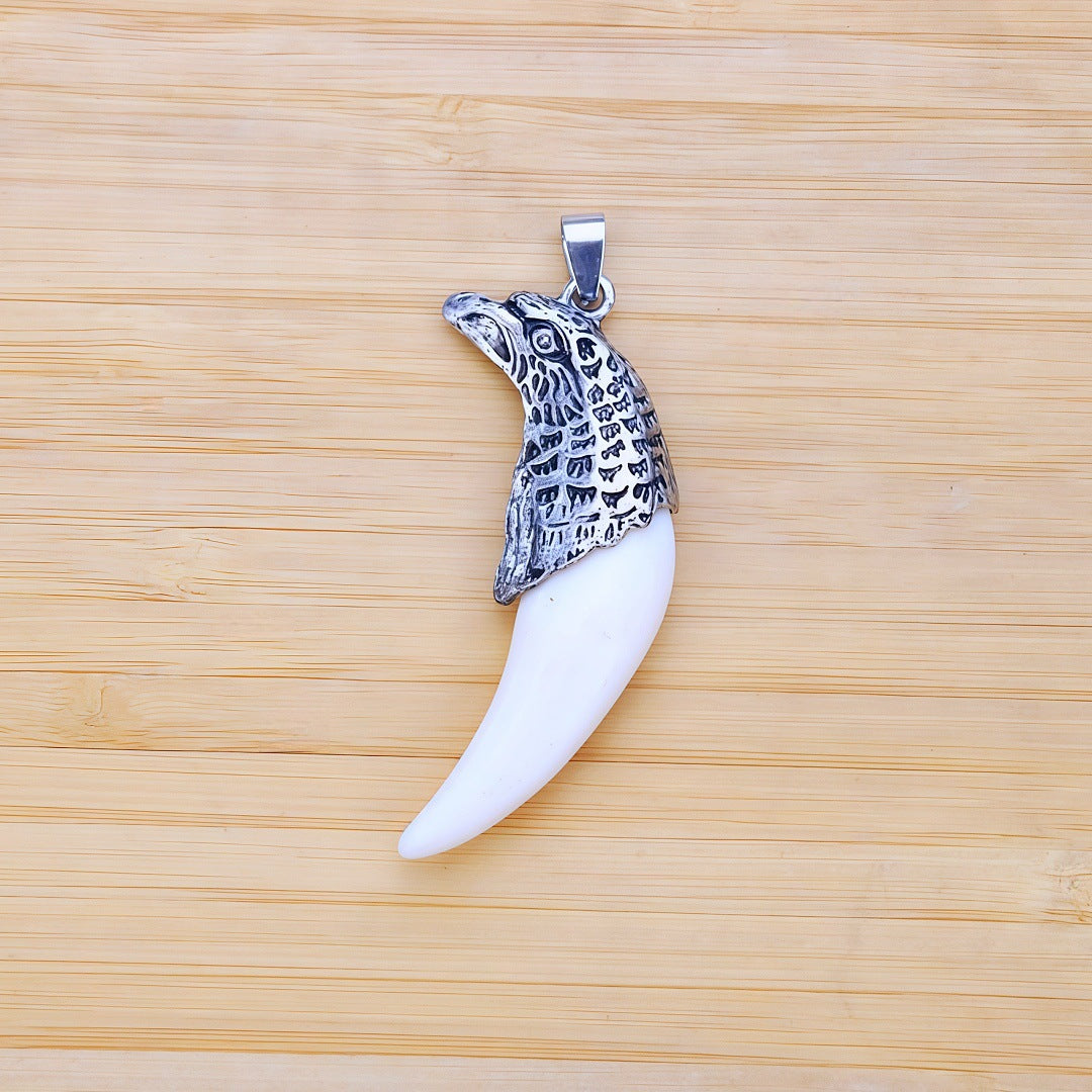 Men's Retro Tibetan Sier Simulation Dog Teeth Pendant