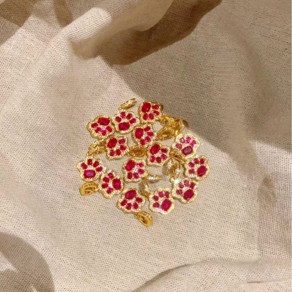 Women's Red Treasure Cat's Paw Cute Sweet White Necklaces