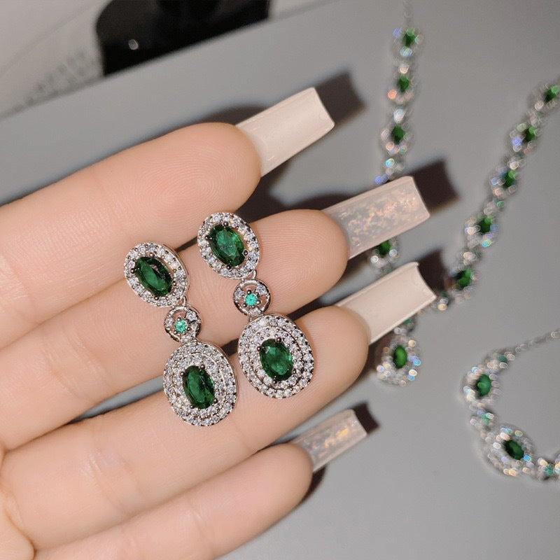 Women's Retro Fashion Suit Emerald Full Diamond Simple High Necklaces