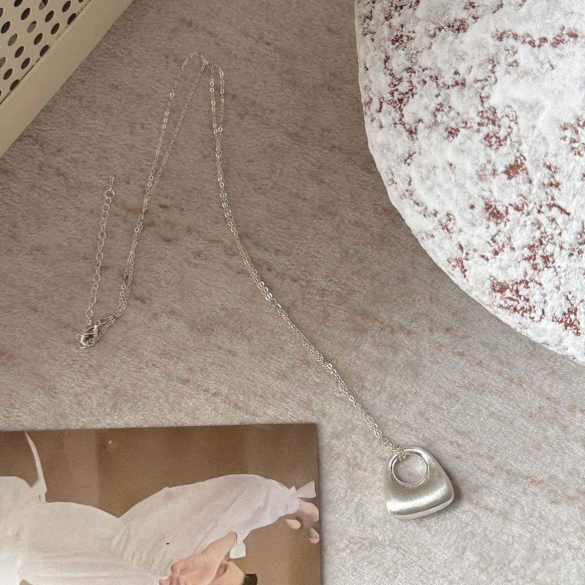 Simple Light Luxury Metal Bags Long Niche Design Leather Rope Necklaces