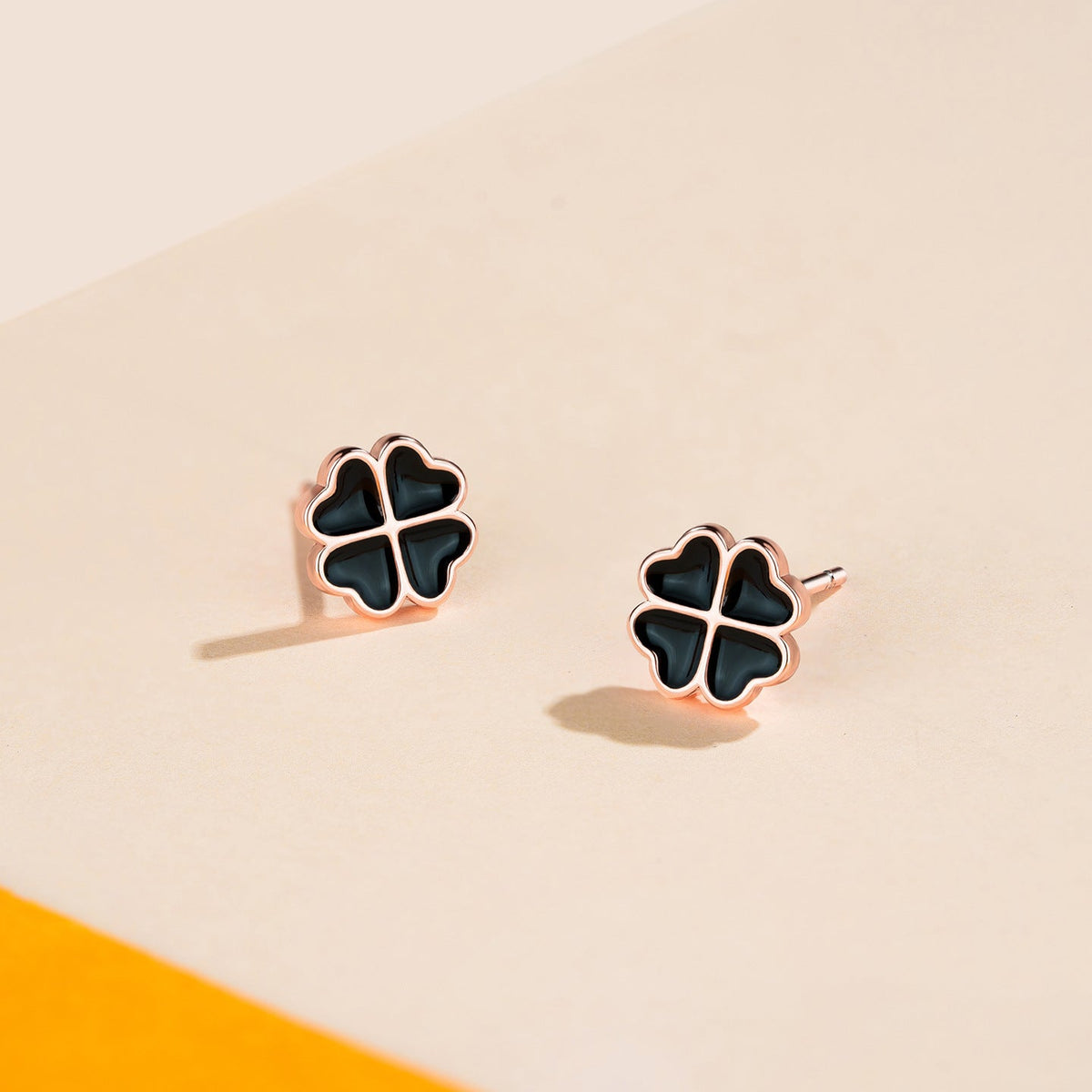 Women's Four Leaf Clover Ear Light Luxury Minority Sweet Gifts For Earrings
