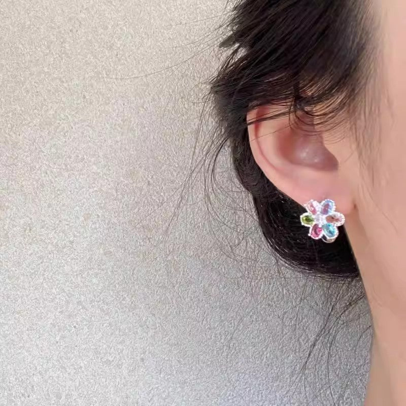 Women's Flower Shaped Ear Clip Niche High-grade Beautiful Elegant Earrings