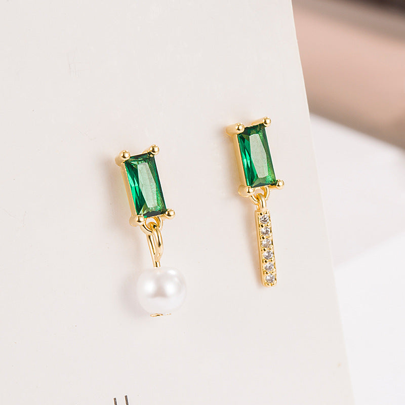 Emerald Shell Pearl Niche Zircon Asymmetric Simple French Ear Fresh Stud Earrings