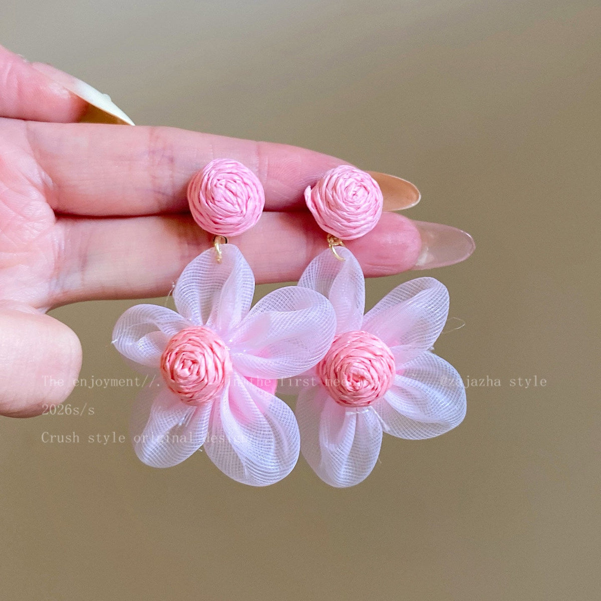 Style Flower Female Design High-grade Ear Giant Rings