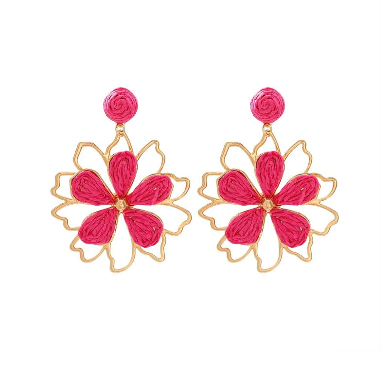 Women's High-grade Sweet Flowers Raffia Fashion Hand-knitted Earrings