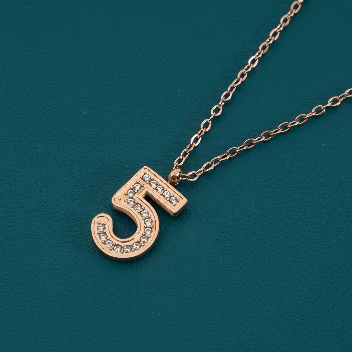 Stainless Steel Titanium Inlaid Zircon Fashion Necklaces