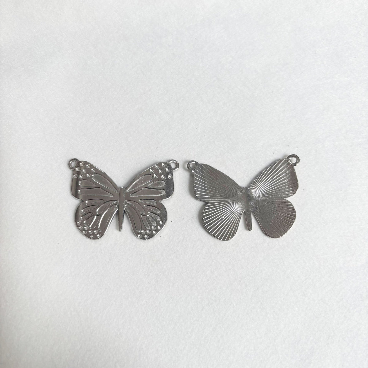 High-grade Large Metal Butterfly Double Hole Pendant