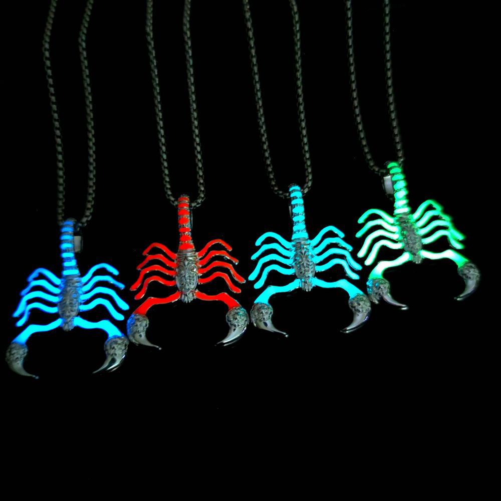 Men's Trendy Handsome Retro Scorpion King Luminous Versatile Personality Lucky Boyfriend Pendant