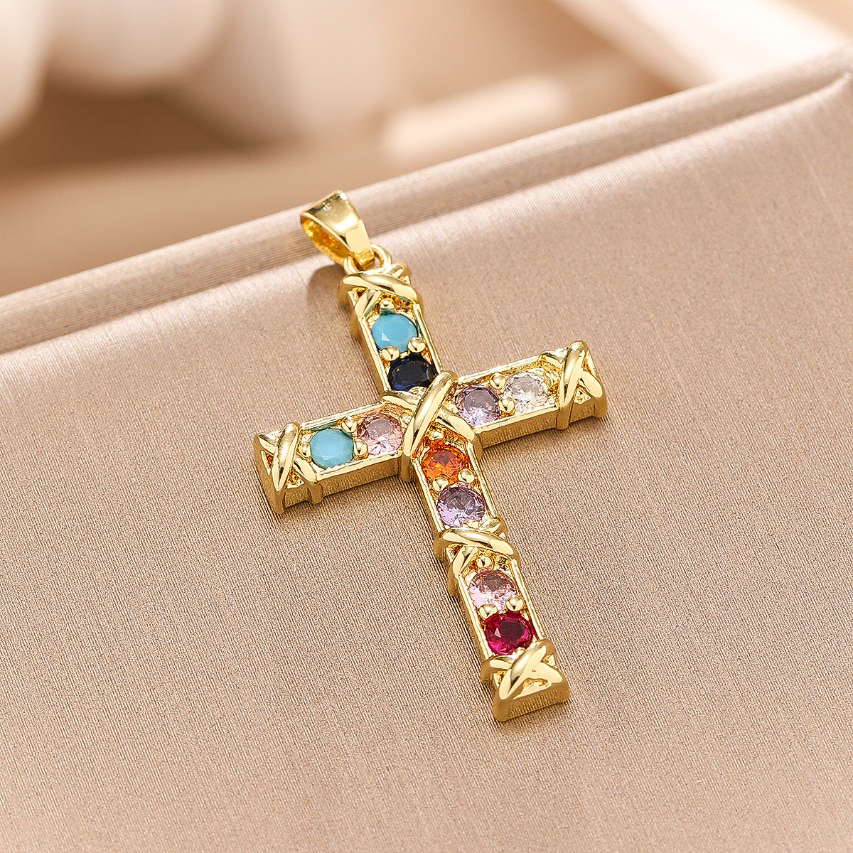 Religious Simple Copper Inlaid Zircon Stainless Steel Chain Pendant