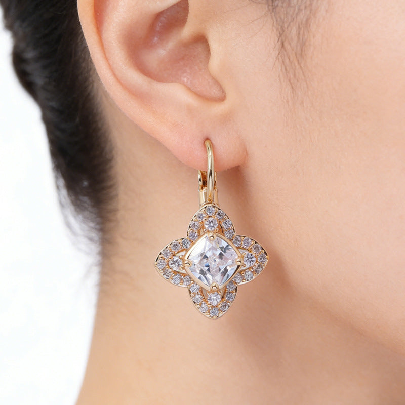 Clover Style Light Luxury Simple Diamond High Sense Jewelry Set