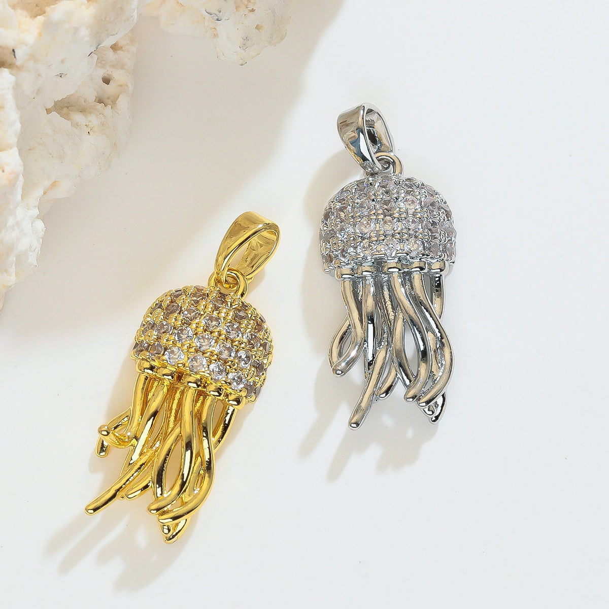 Ocean Series Dripping Jellyfish Niche Design Clavicle Necklaces