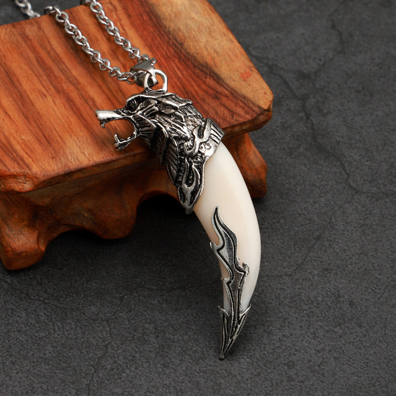 Men's Domineering Wolf Tooth Personality Dog Teeth Stainless Pendant