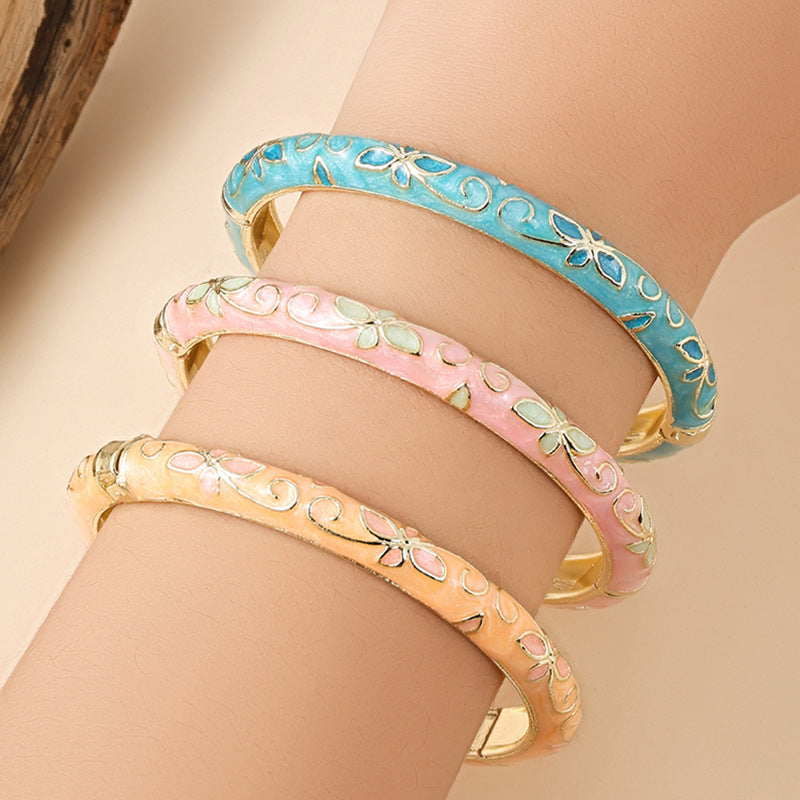 Sweet Cloisonne Spring Open-ended Vintage Round Clover Oil Dripping Bracelet
