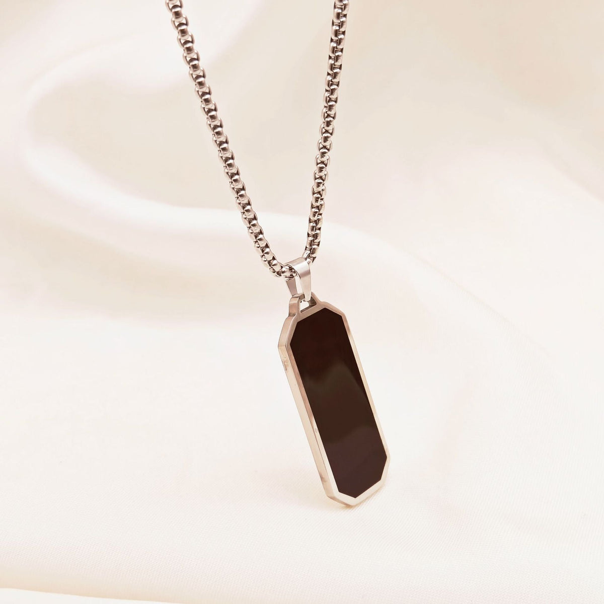 Men's Geometric Black Oil Dripping Strip Long Sweater Chain Titanium Necklace