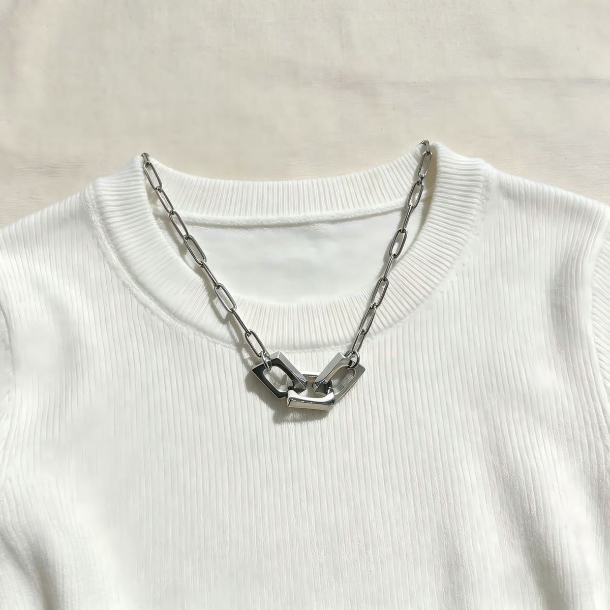 Women's & Men's Geometric Buckle Personality Fashion No Stainless Steel Light Pendant