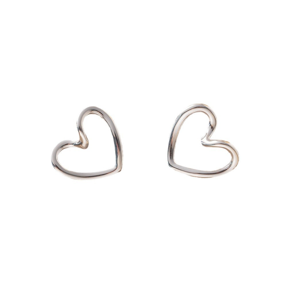 Women's Luxury Minority Hollow Heart For Korean Style Simple Design Clavicle Necklaces