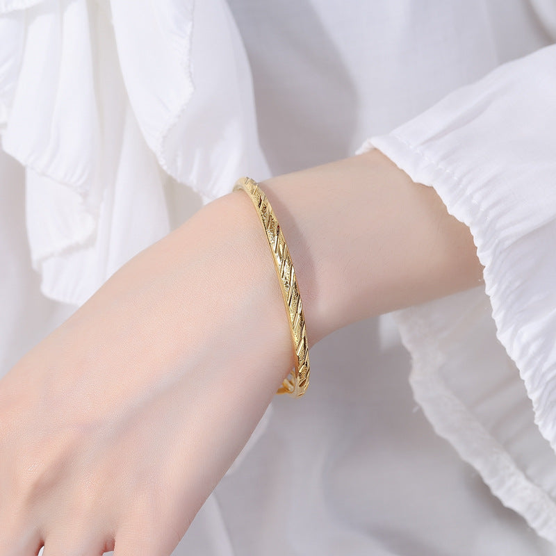 Women's Angel Glossy Round Stem Boutique Thickened Free Gift Bracelet