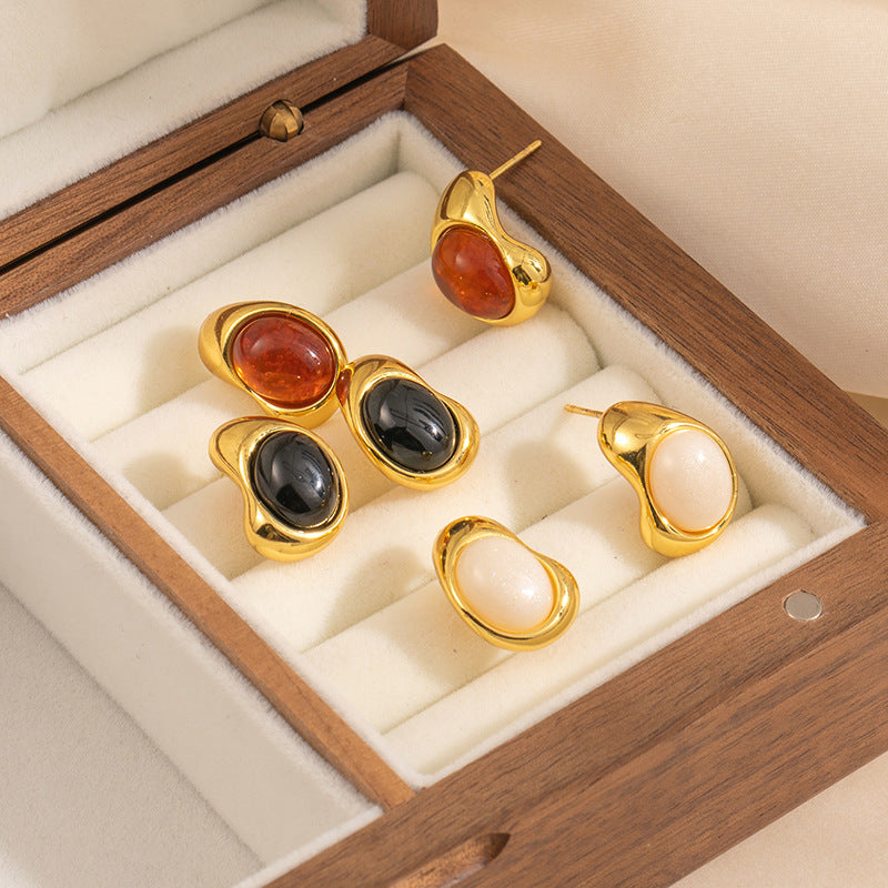 Women's Simple Stainless Steel Amber Round Temperamental Minority Stud Earrings