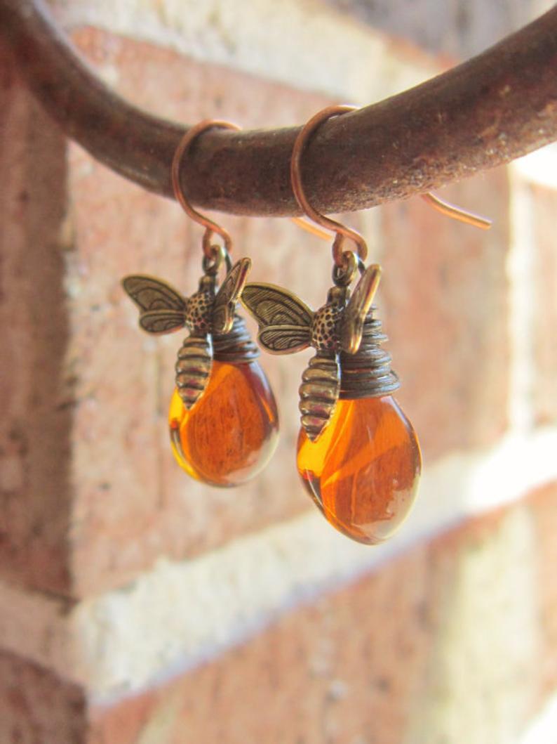 Retro Bee Water Drop Popular Amber High-key Earrings