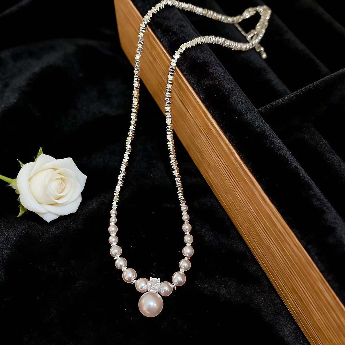 Pieces Of Sier Clavicle Chain Valentine's Day Necklace