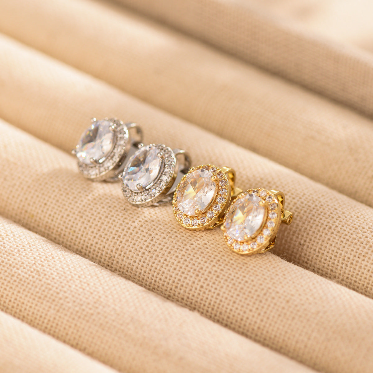 Hip Hop Round Copper Inlaid Zircon Ear Clip