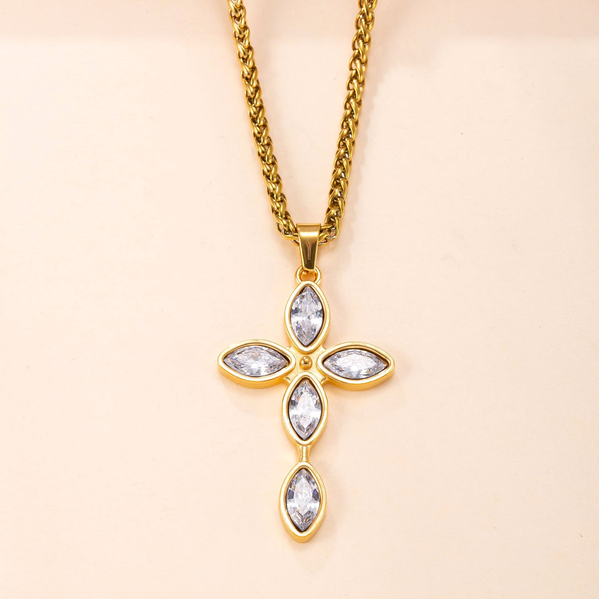 Steel Casting Light Luxury Temperament Gold Pendant