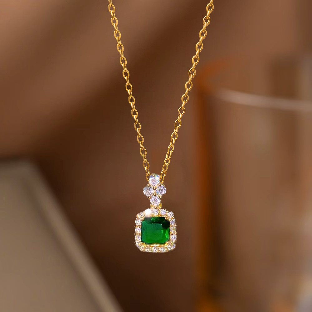 Steel Female Micro Inlaid Pink Diamond Necklace