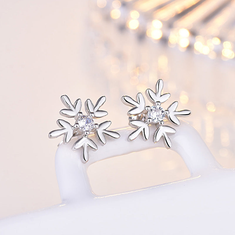 Stylish Graceful Simple Snowflake Ear Female Mori Sweet Stud Earrings